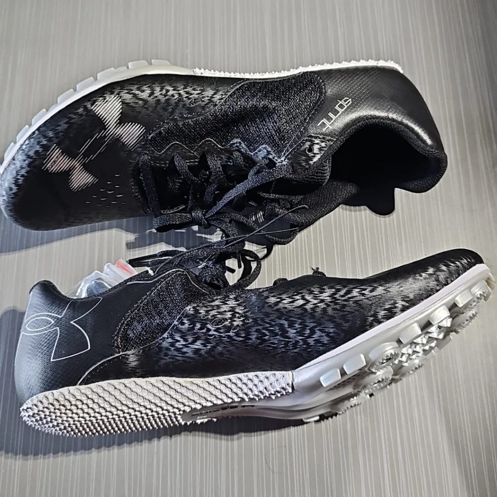 Under Armour Unisex Kick Spirit 4 Track & Field Shoes Men's 10/Women's 11.5 NWOT